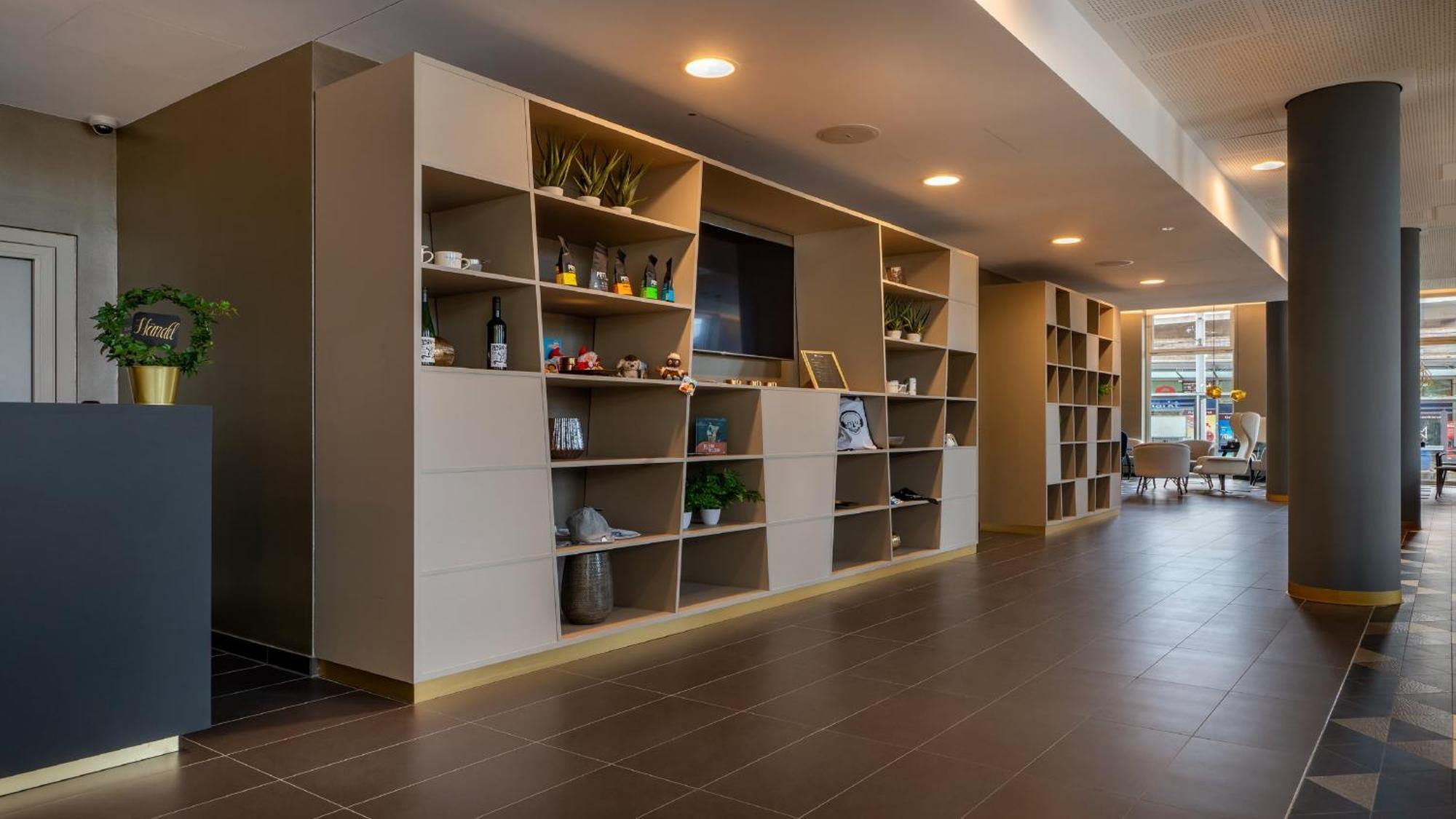 Holiday Inn - The Niu, Ridge Halle Central Station By Ihg Luaran gambar