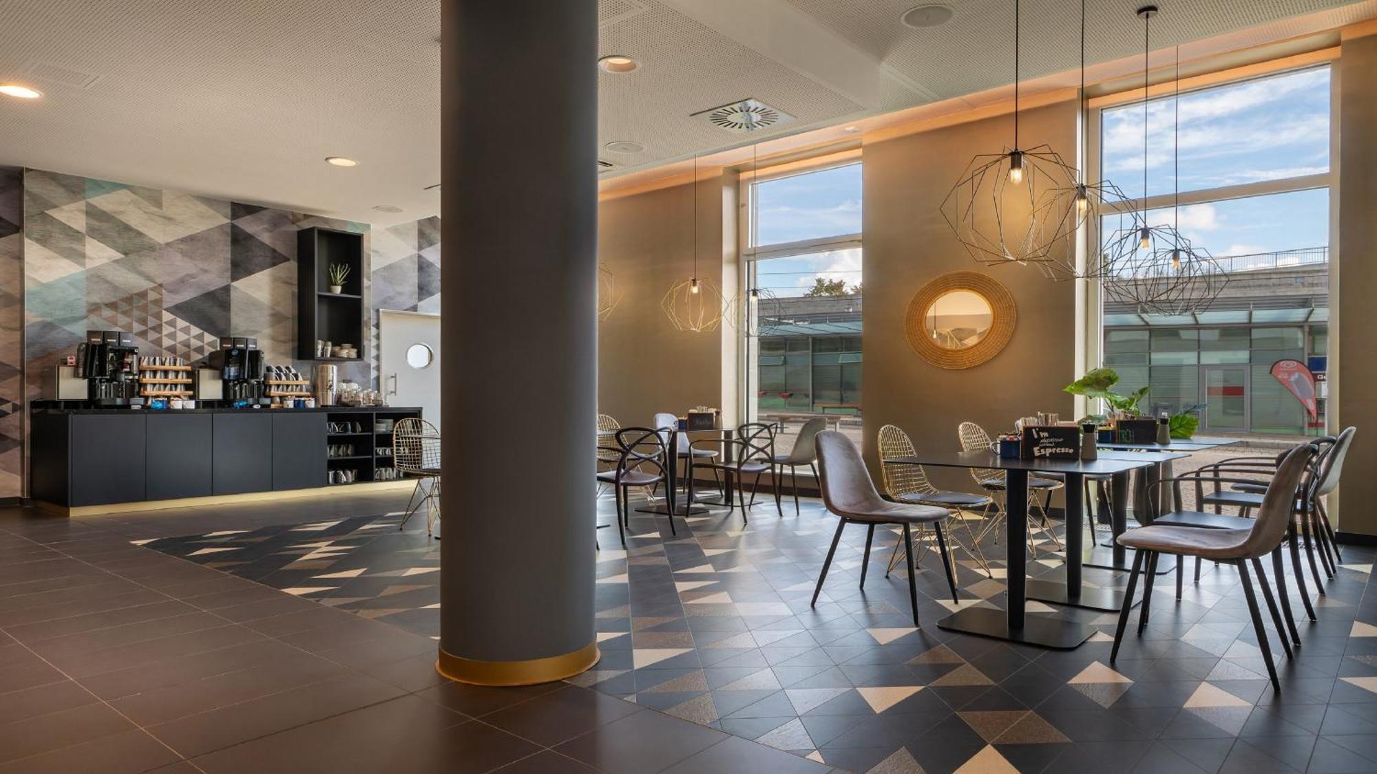 Holiday Inn - The Niu, Ridge Halle Central Station By Ihg Luaran gambar