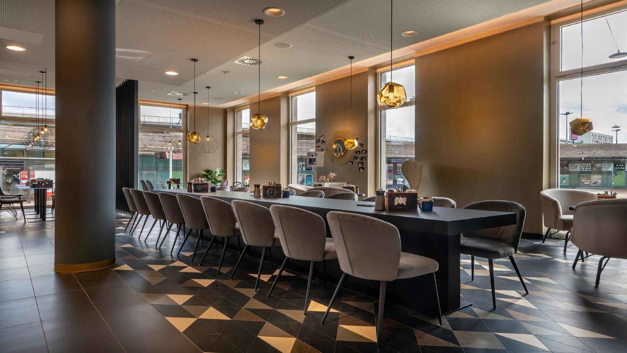 Holiday Inn - The Niu, Ridge Halle Central Station By Ihg Luaran gambar