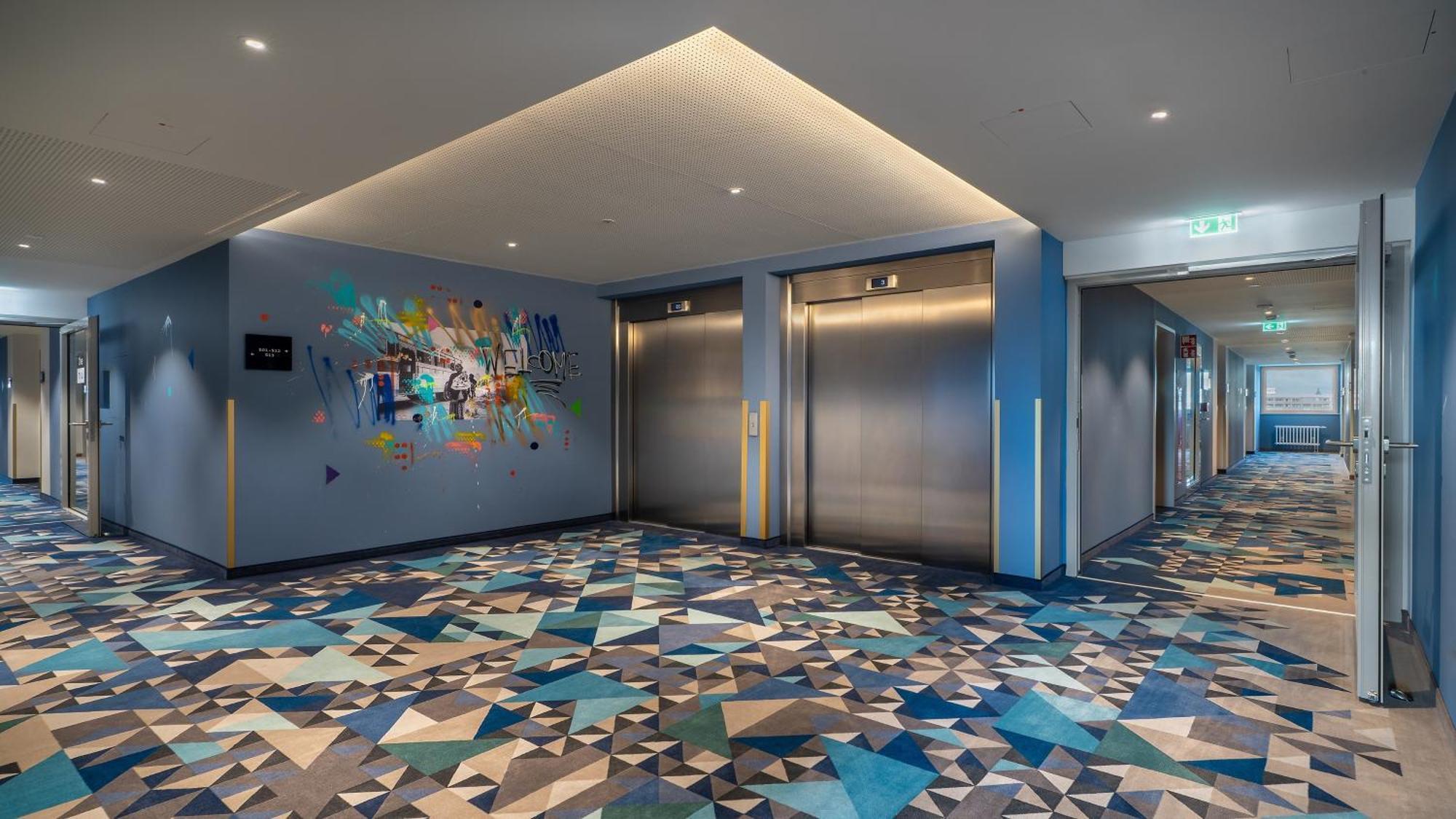 Holiday Inn - The Niu, Ridge Halle Central Station By Ihg Luaran gambar