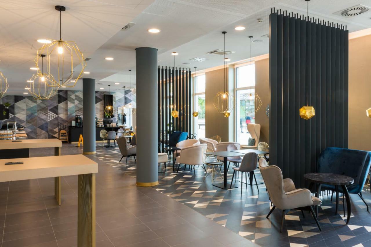 Holiday Inn - The Niu, Ridge Halle Central Station By Ihg Luaran gambar