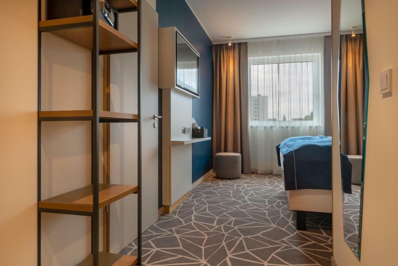 Holiday Inn - The Niu, Ridge Halle Central Station By Ihg Luaran gambar